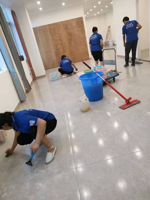 彭州市天彭街道丹城新益家保洁服务部